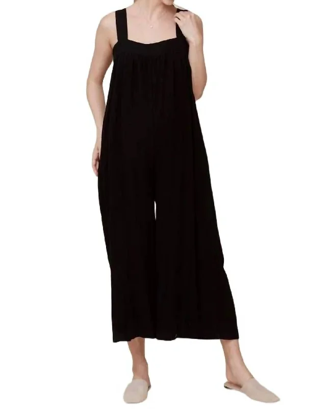 Linen Flowy Jumpsuit In Black