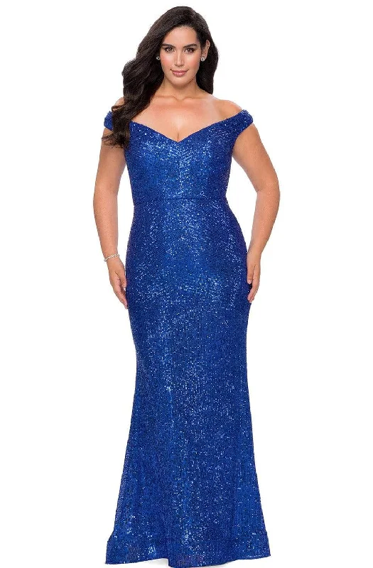 La Femme - 28949 Sequined Off-Shoulder Junior Prom Sheath Gown